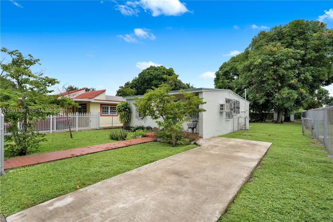 En Venta: $349,000 (2 camas, 1 baños, 572 Pies cuadrados)