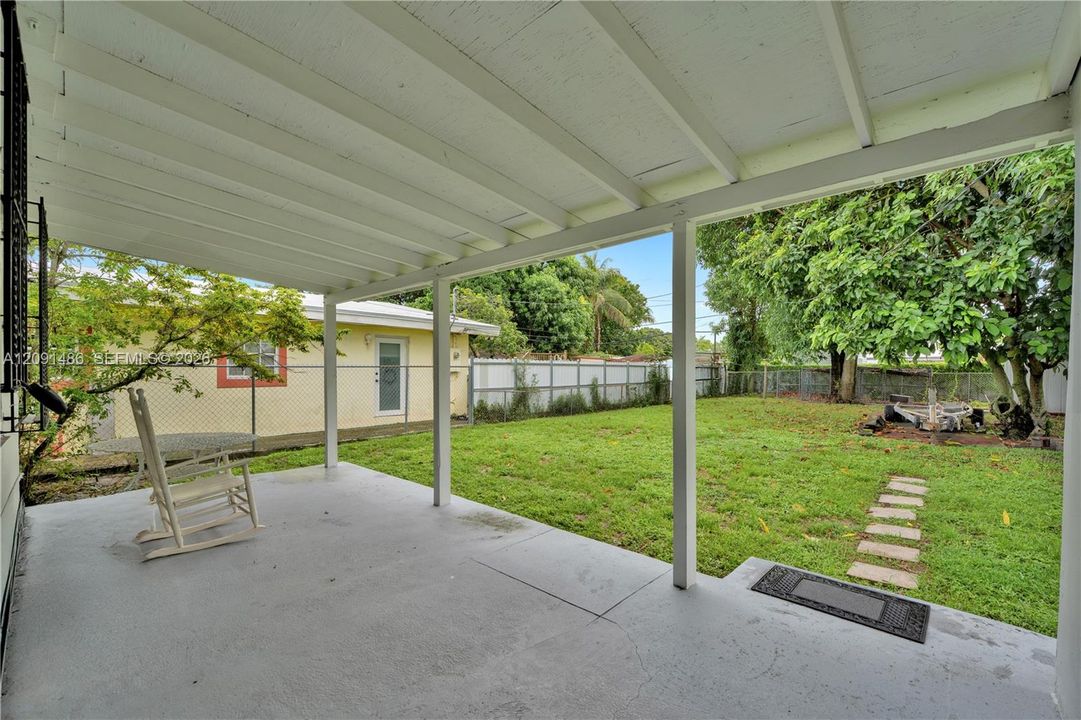 En Venta: $349,000 (2 camas, 1 baños, 572 Pies cuadrados)