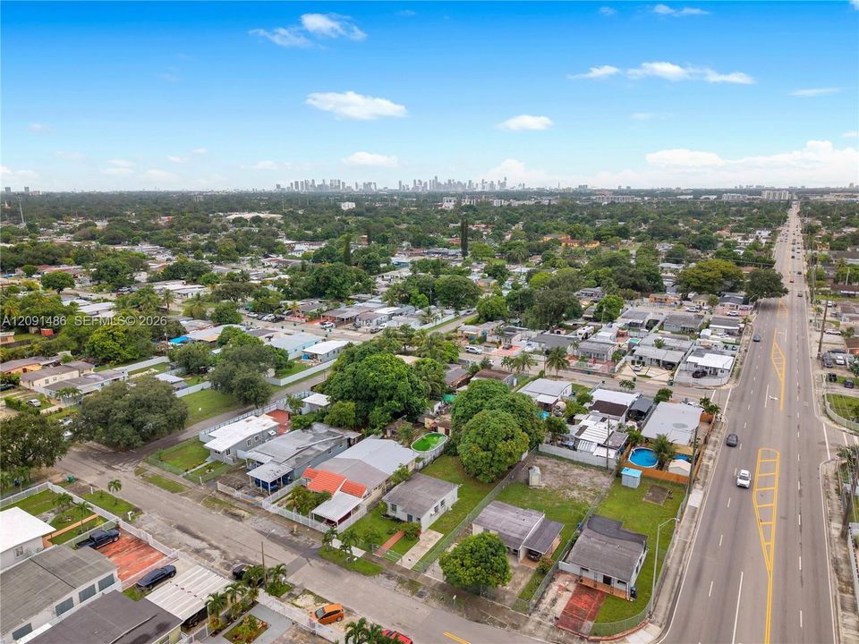 En Venta: $349,000 (2 camas, 1 baños, 572 Pies cuadrados)