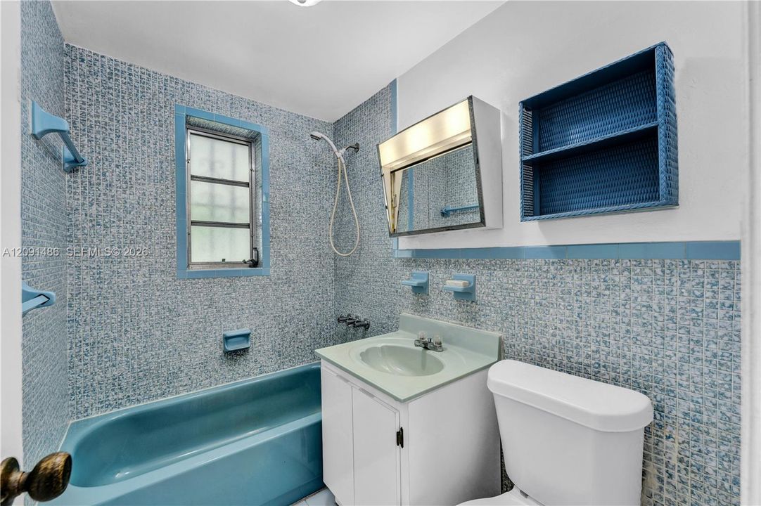 En Venta: $349,000 (2 camas, 1 baños, 572 Pies cuadrados)