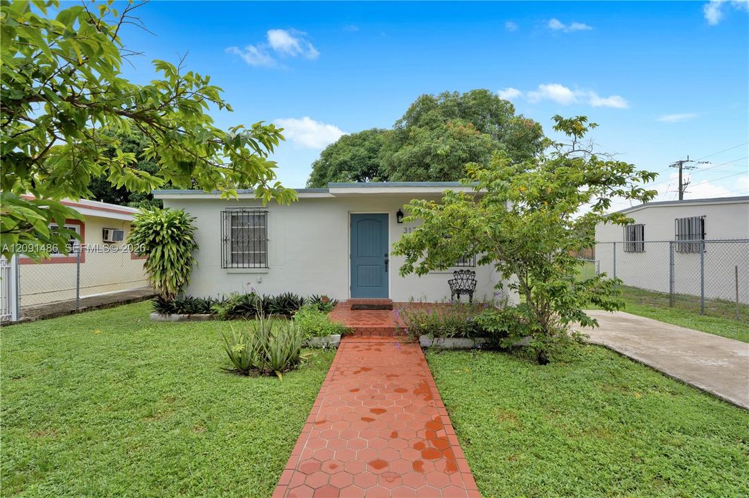 En Venta: $349,000 (2 camas, 1 baños, 572 Pies cuadrados)