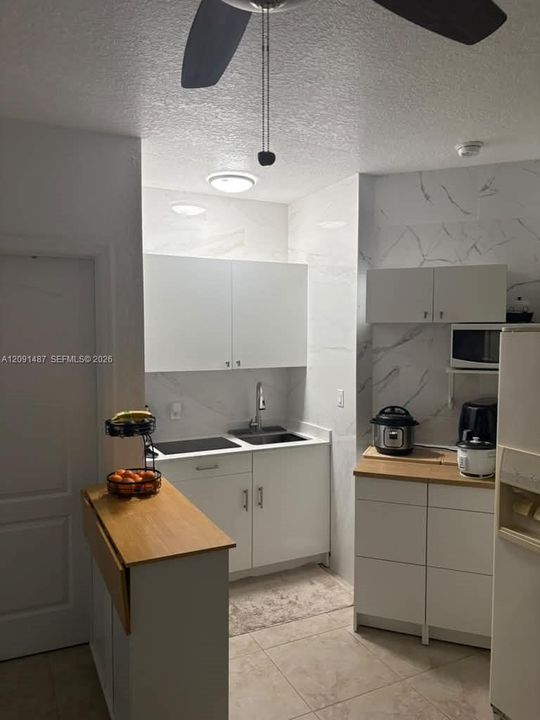 En Renta: $1,600 (1 camas, 1 baños, 2399 Pies cuadrados)