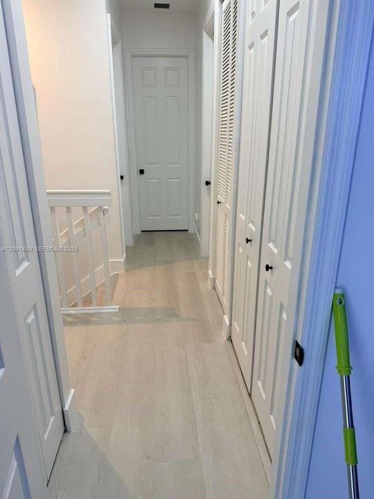 En Renta: $2,400 (3 camas, 2 baños, 1584 Pies cuadrados)