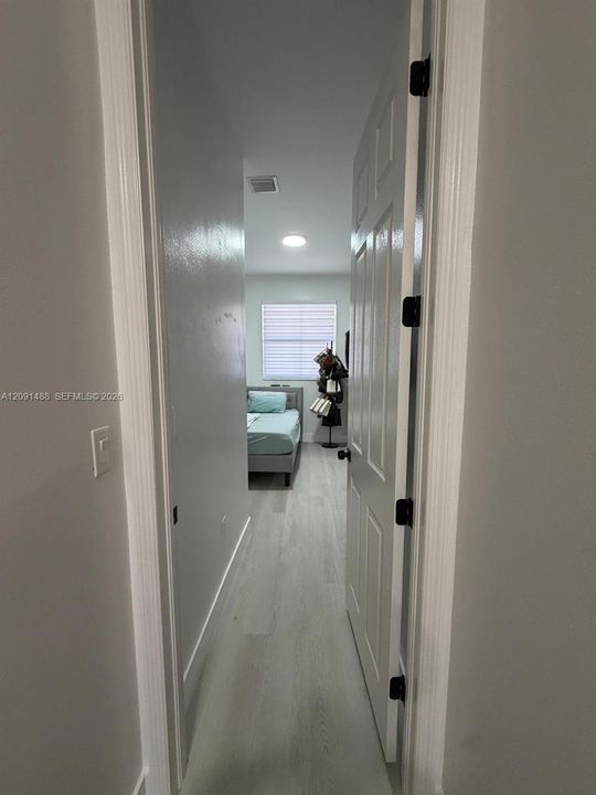 En Renta: $2,400 (3 camas, 2 baños, 1584 Pies cuadrados)
