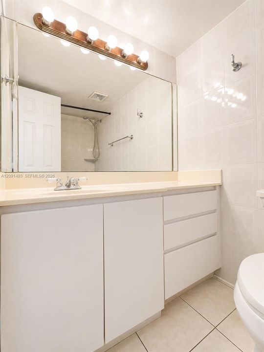 En Renta: $1,895 (2 camas, 1 baños, 8140 Pies cuadrados)