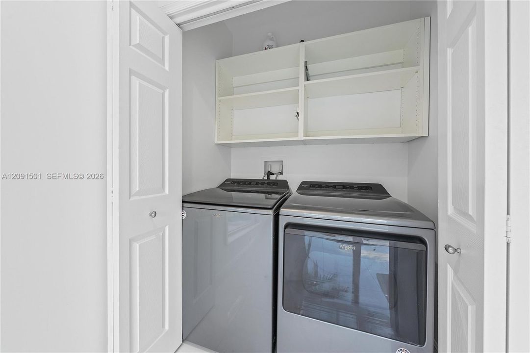 For Rent: $27,000 (3 beds, 2 baths, 1821 Square Feet)