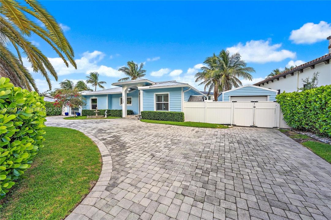 For Rent: $27,000 (3 beds, 2 baths, 1821 Square Feet)