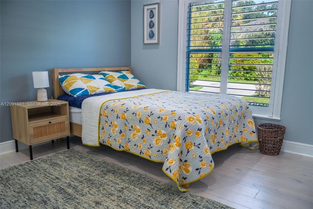 For Rent: $27,000 (3 beds, 2 baths, 1821 Square Feet)