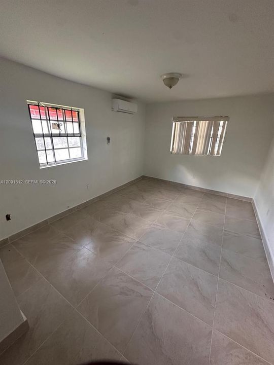 For Rent: $2,800 (3 beds, 2 baths, 1171 Square Feet)