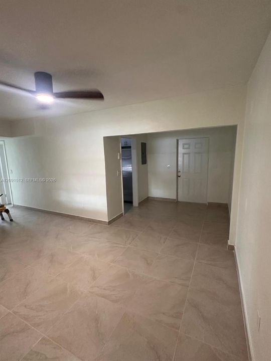 For Rent: $2,800 (3 beds, 2 baths, 1171 Square Feet)