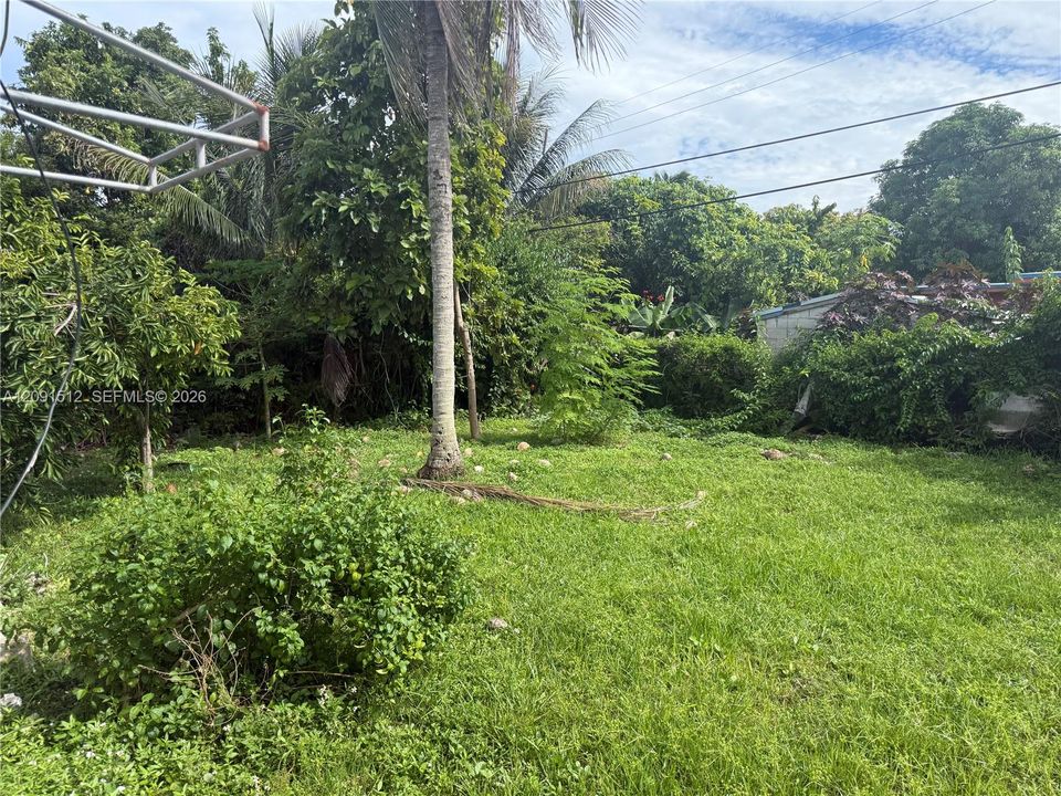 Recently Rented: $2,800 (3 beds, 2 baths, 1171 Square Feet)