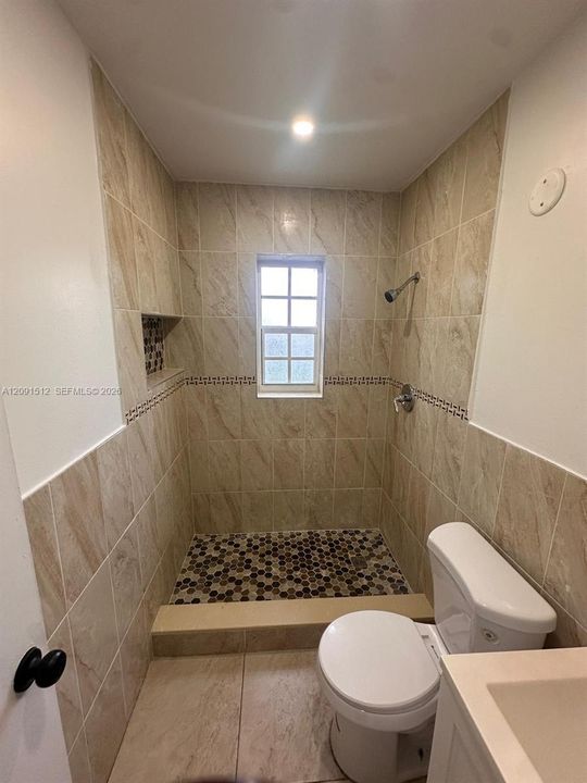 For Rent: $2,800 (3 beds, 2 baths, 1171 Square Feet)