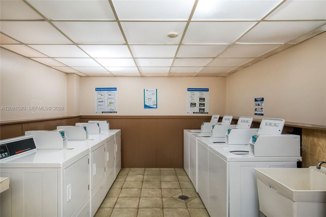 En Renta: $1,999 (1 camas, 1 baños, 800 Pies cuadrados)