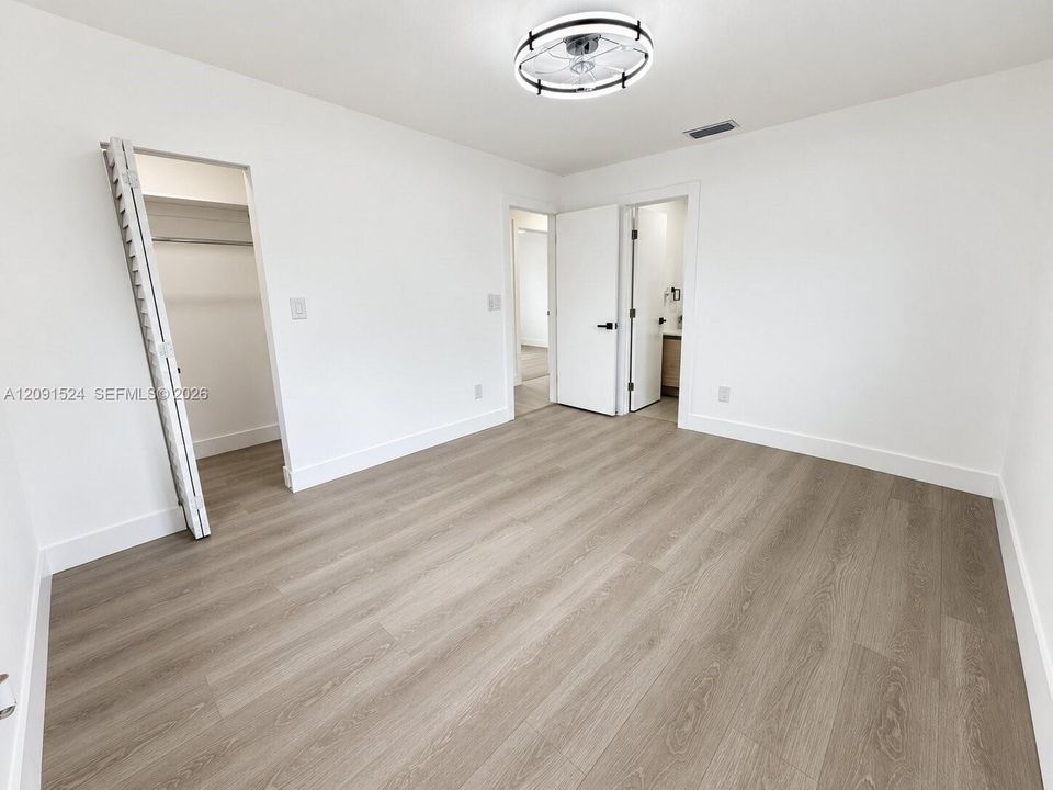 For Sale: $640,000 (3 beds, 2 baths, 1278 Square Feet)