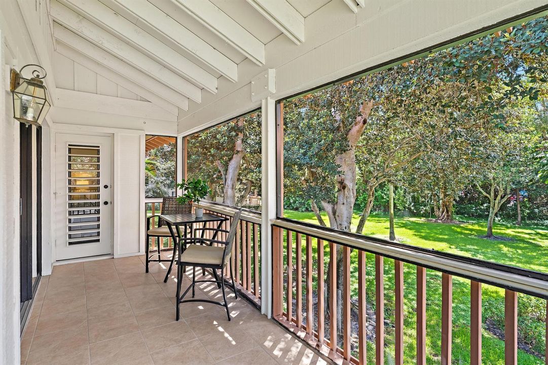 Covered & Screened Balcony