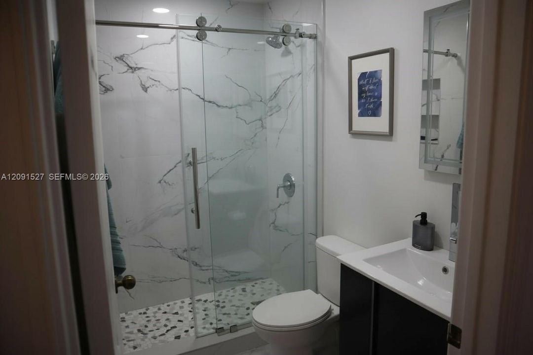 For Rent: $4,800 (4 beds, 2 baths, 1517 Square Feet)