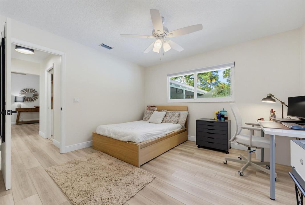 Block_Realty_123_014