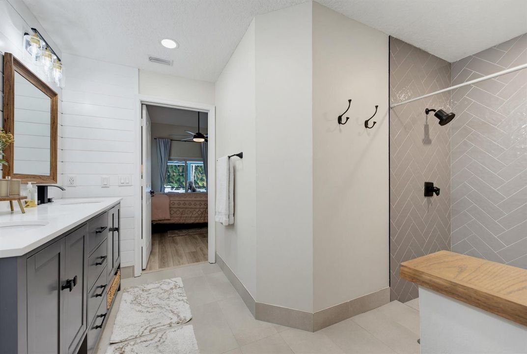 Block_Realty_123_035