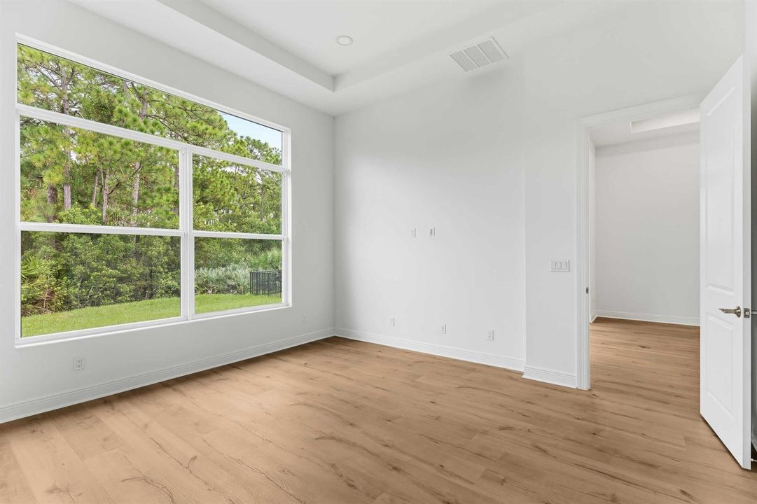 150_SE_Cortile_Ave_vacant-25