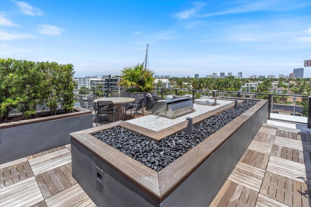 Private Rooftop Summer Kitchen