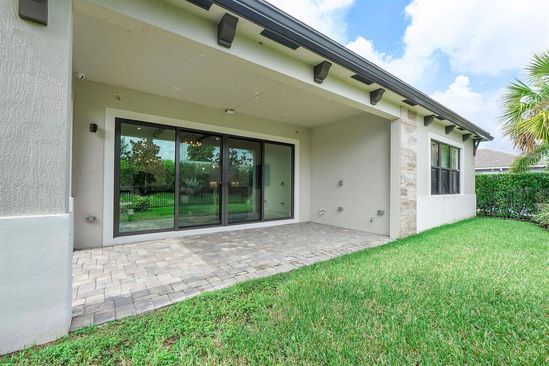 12467 Solana Bay Cir_037