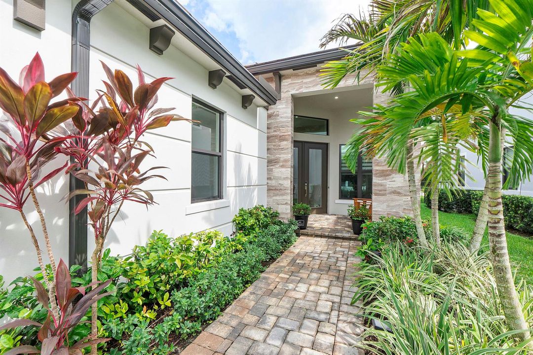 12467 Solana Bay Cir_042