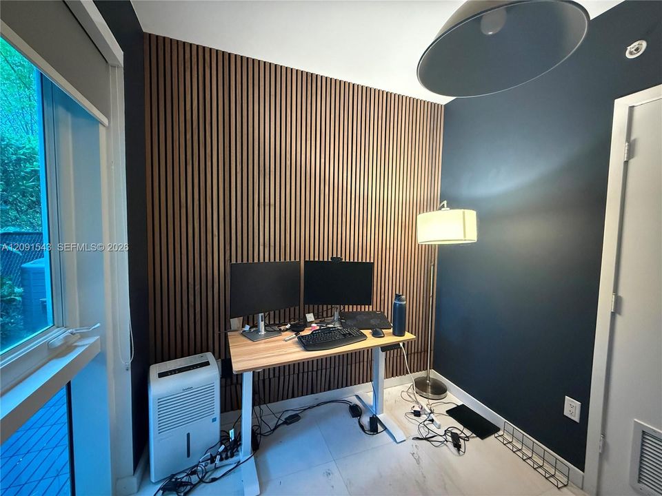 For Rent: $6,700 (3 beds, 3 baths, 1475 Square Feet)
