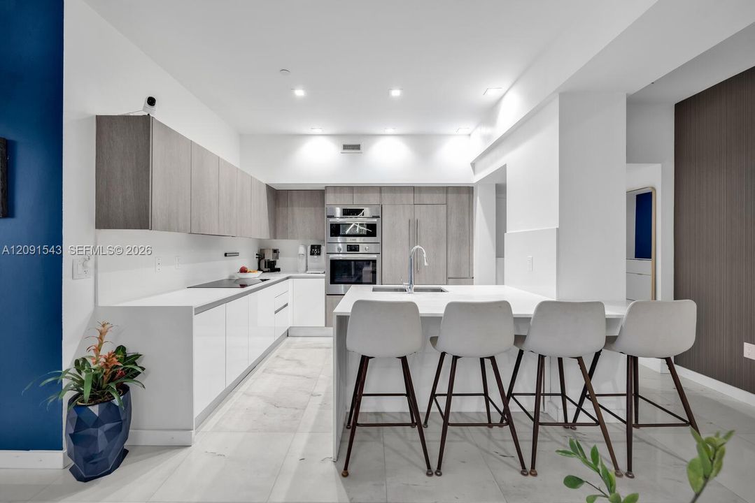 For Rent: $6,700 (3 beds, 3 baths, 1475 Square Feet)