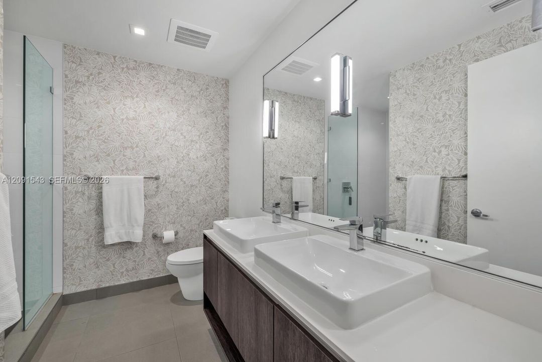For Rent: $6,700 (3 beds, 3 baths, 1475 Square Feet)