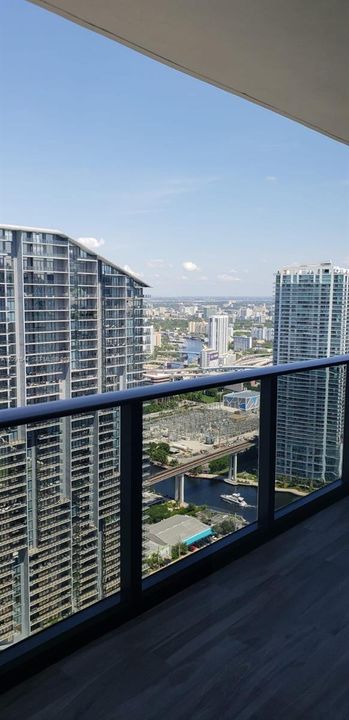 For Rent: $9,500 (3 beds, 4 baths, 1615 Square Feet)