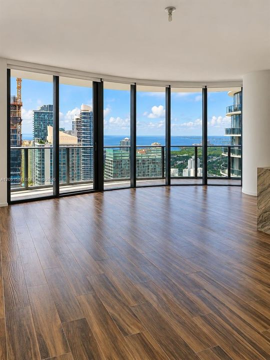 For Rent: $9,500 (3 beds, 4 baths, 1615 Square Feet)