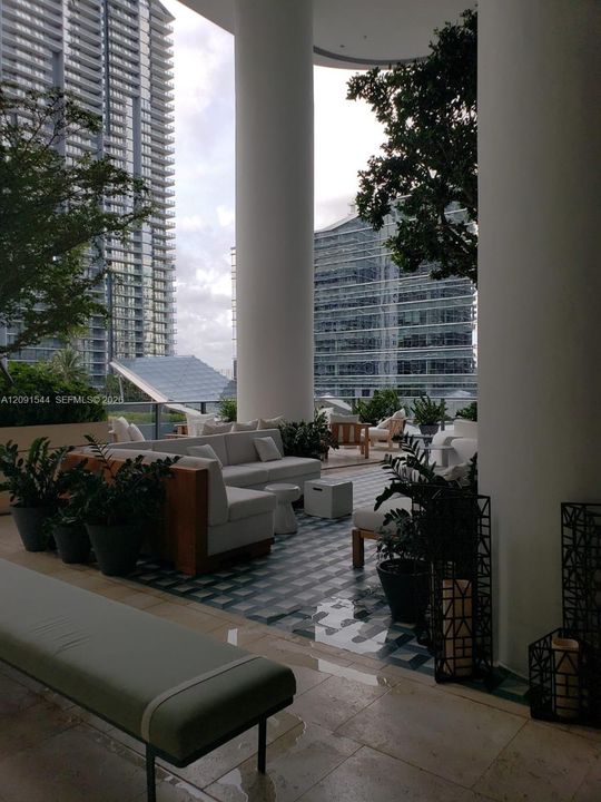 For Rent: $9,500 (3 beds, 4 baths, 1615 Square Feet)