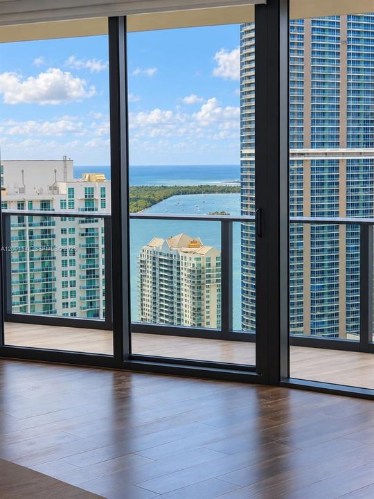 For Rent: $9,500 (3 beds, 4 baths, 1615 Square Feet)