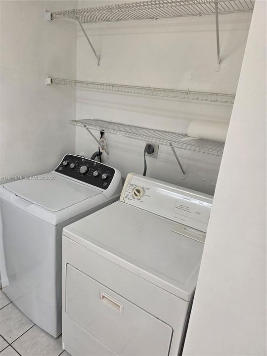 For Sale: $468,800 (3 beds, 2 baths, 1340 Square Feet)