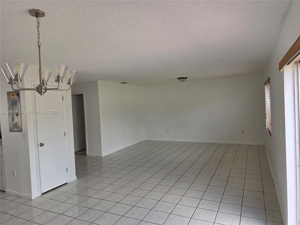 For Sale: $468,800 (3 beds, 2 baths, 1340 Square Feet)