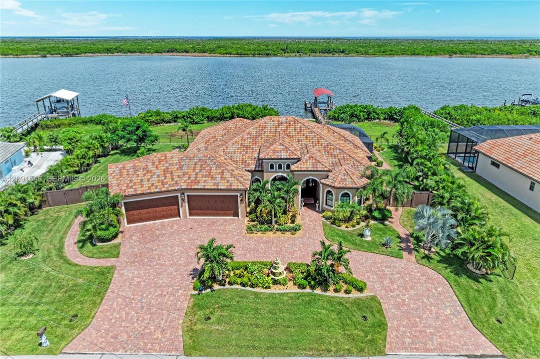 For Sale: $1,900,000 (3 beds, 3 baths, 0 Square Feet)