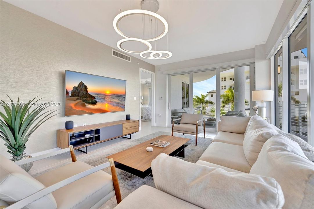 En Venta: $949,000 (2 camas, 2 baños, 1538 Pies cuadrados)