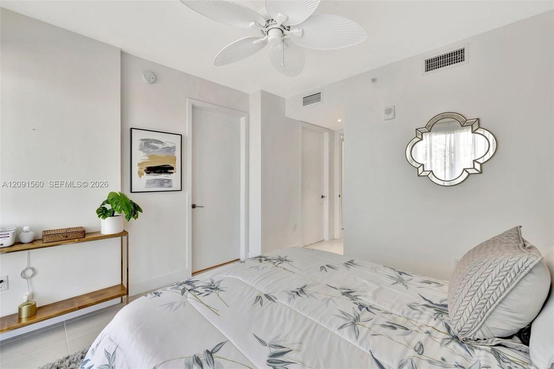 En Venta: $949,000 (2 camas, 2 baños, 1538 Pies cuadrados)