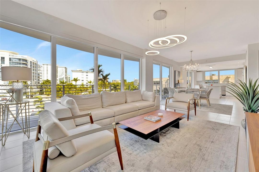 En Venta: $949,000 (2 camas, 2 baños, 1538 Pies cuadrados)