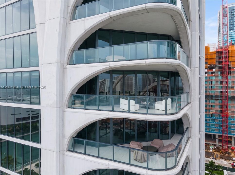 En Venta: $7,185,000 (4 camas, 5 baños, 4600 Pies cuadrados)