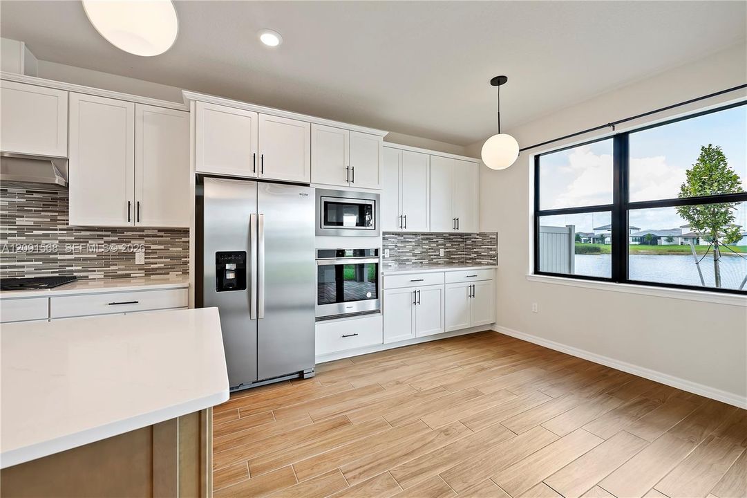 For Rent: $4,900 (3 beds, 2 baths, 2094 Square Feet)