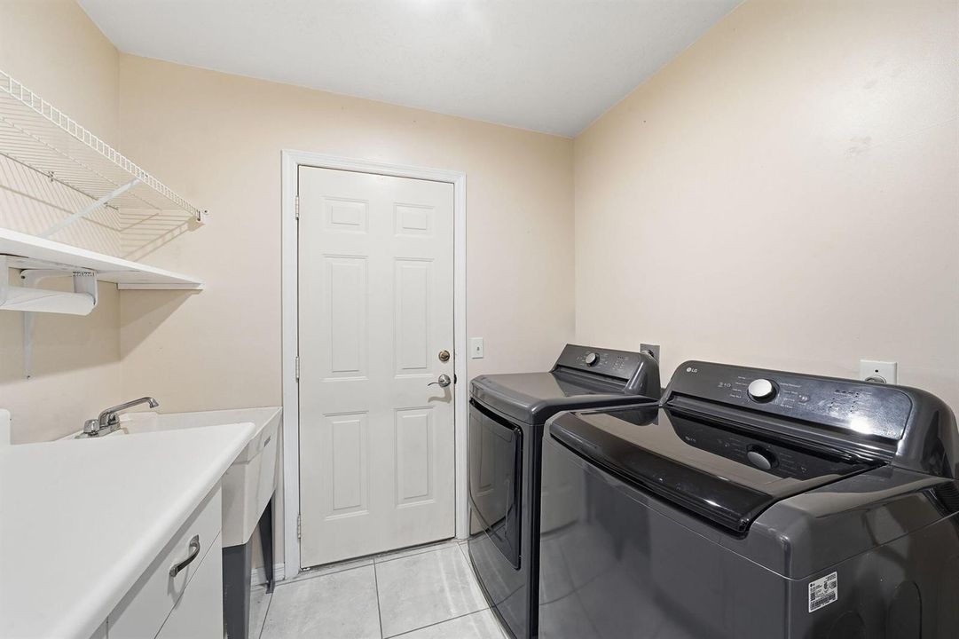 29-web-or-mls-6644-picante-cir
