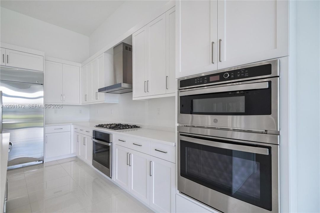 En Venta: $1,875,000 (3 camas, 3 baños, 3561 Pies cuadrados)