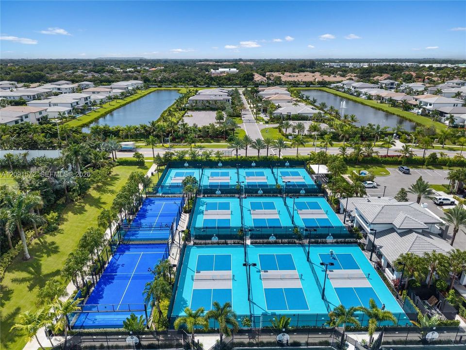 En Venta: $1,875,000 (3 camas, 3 baños, 3561 Pies cuadrados)