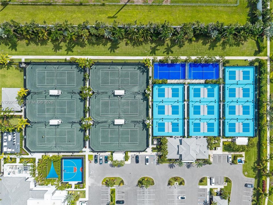 En Venta: $1,875,000 (3 camas, 3 baños, 3561 Pies cuadrados)