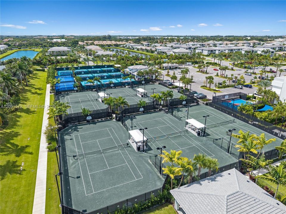 En Venta: $1,875,000 (3 camas, 3 baños, 3561 Pies cuadrados)
