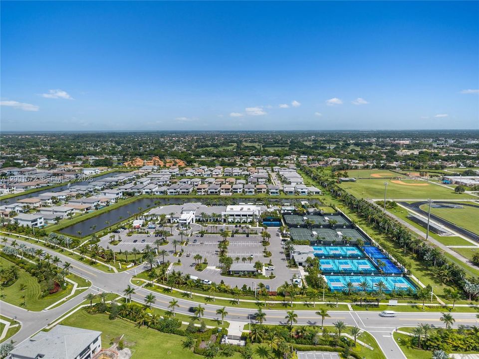 En Venta: $1,875,000 (3 camas, 3 baños, 3561 Pies cuadrados)
