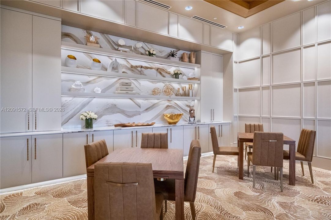 En Venta: $1,875,000 (3 camas, 3 baños, 3561 Pies cuadrados)