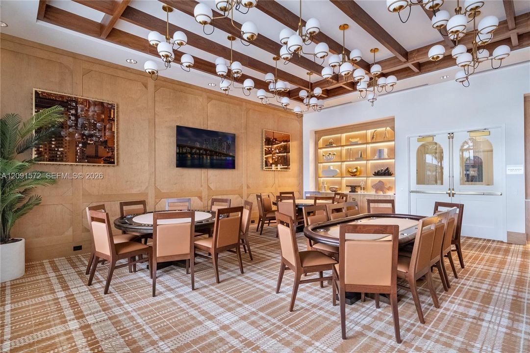 En Venta: $1,875,000 (3 camas, 3 baños, 3561 Pies cuadrados)