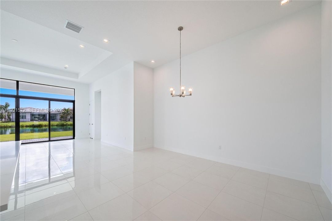 En Venta: $1,875,000 (3 camas, 3 baños, 3561 Pies cuadrados)